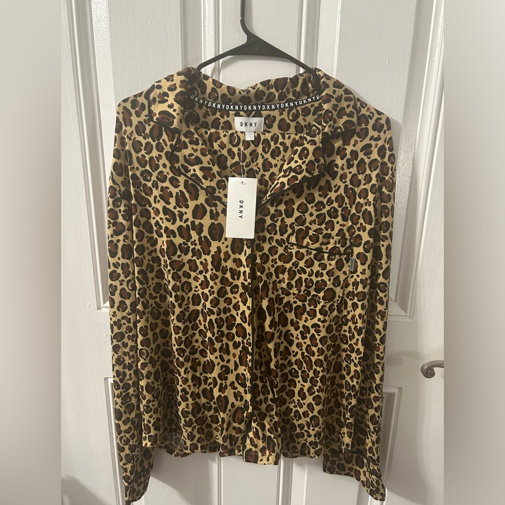 DKNY 2 piece pajama set
